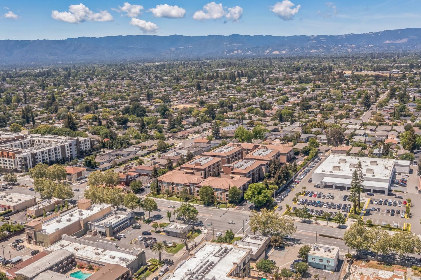 Detail Gallery Image 24 of 30 For 801 S Winchester Blvd #2305,  San Jose,  CA 95128 - 3 Beds | 2 Baths