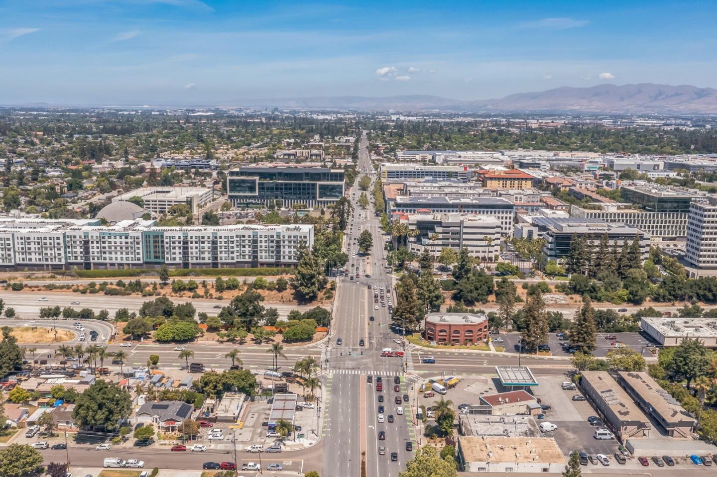 Detail Gallery Image 25 of 30 For 801 S Winchester Blvd #2305,  San Jose,  CA 95128 - 3 Beds | 2 Baths