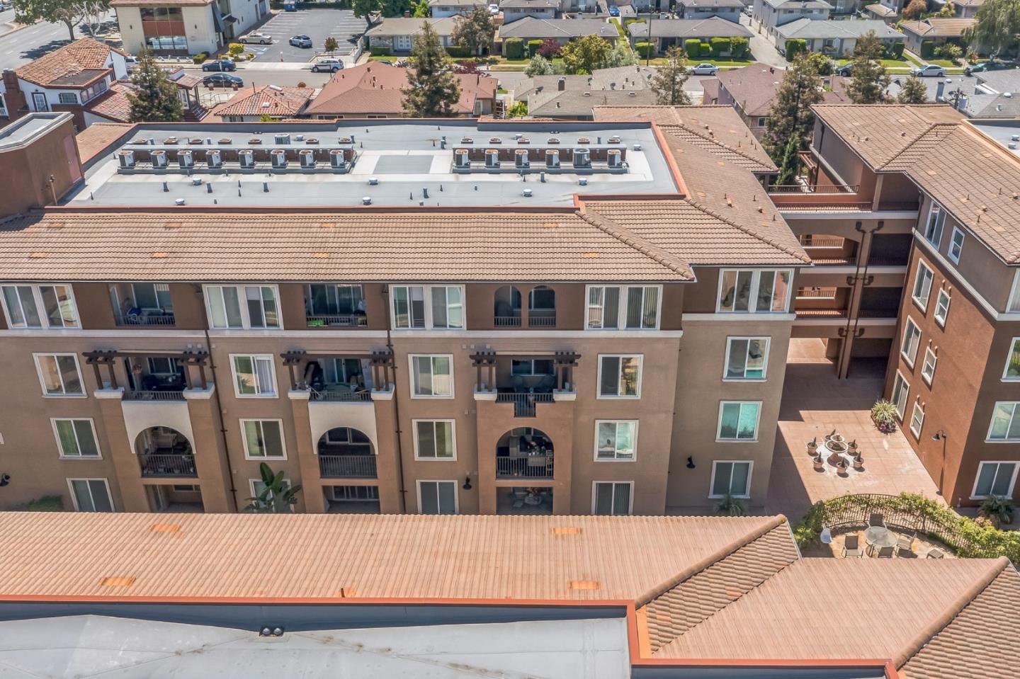 Detail Gallery Image 26 of 30 For 801 S Winchester Blvd #2305,  San Jose,  CA 95128 - 3 Beds | 2 Baths