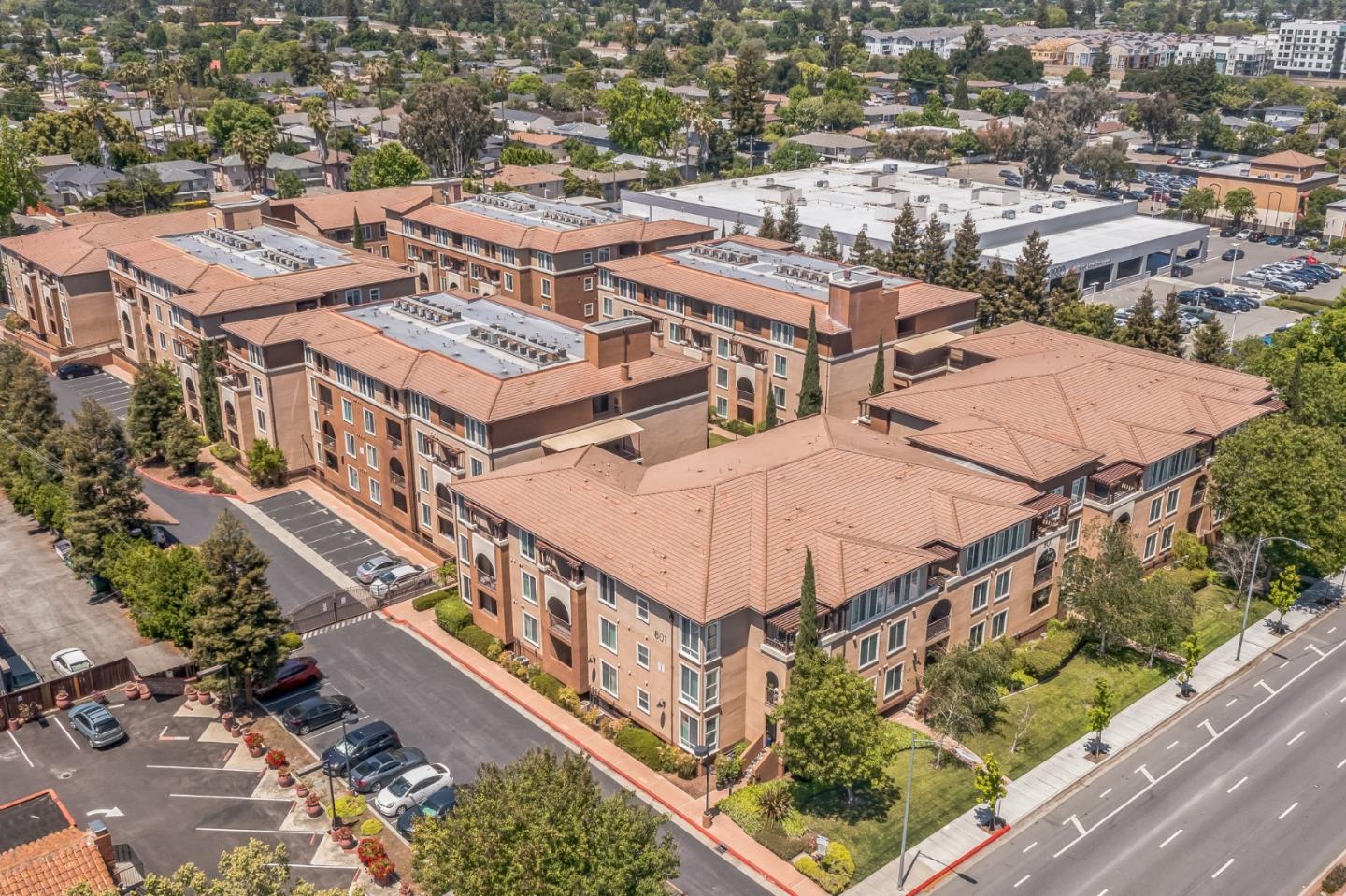 Detail Gallery Image 29 of 30 For 801 S Winchester Blvd #2305,  San Jose,  CA 95128 - 3 Beds | 2 Baths