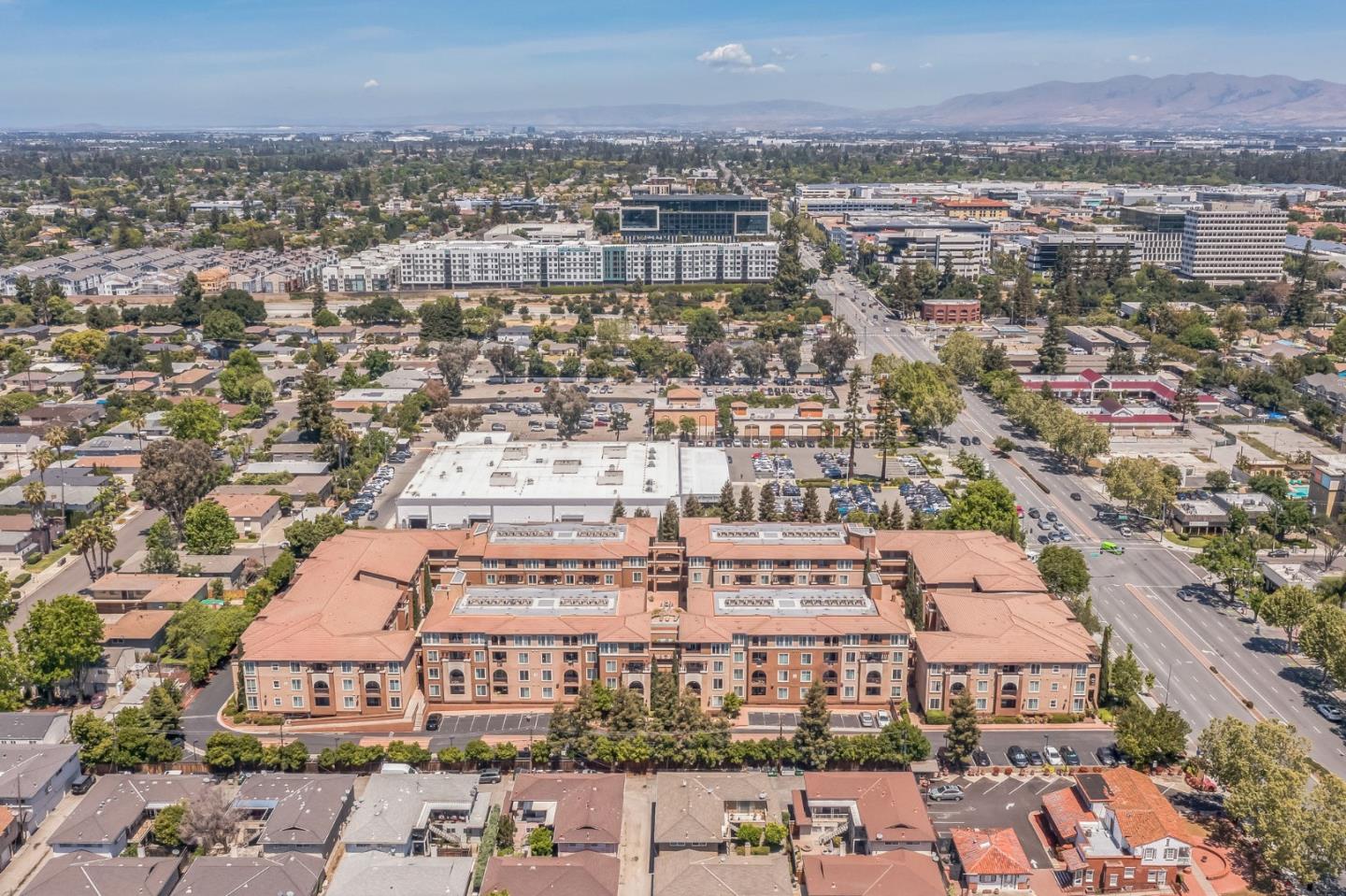 Detail Gallery Image 30 of 30 For 801 S Winchester Blvd #2305,  San Jose,  CA 95128 - 3 Beds | 2 Baths