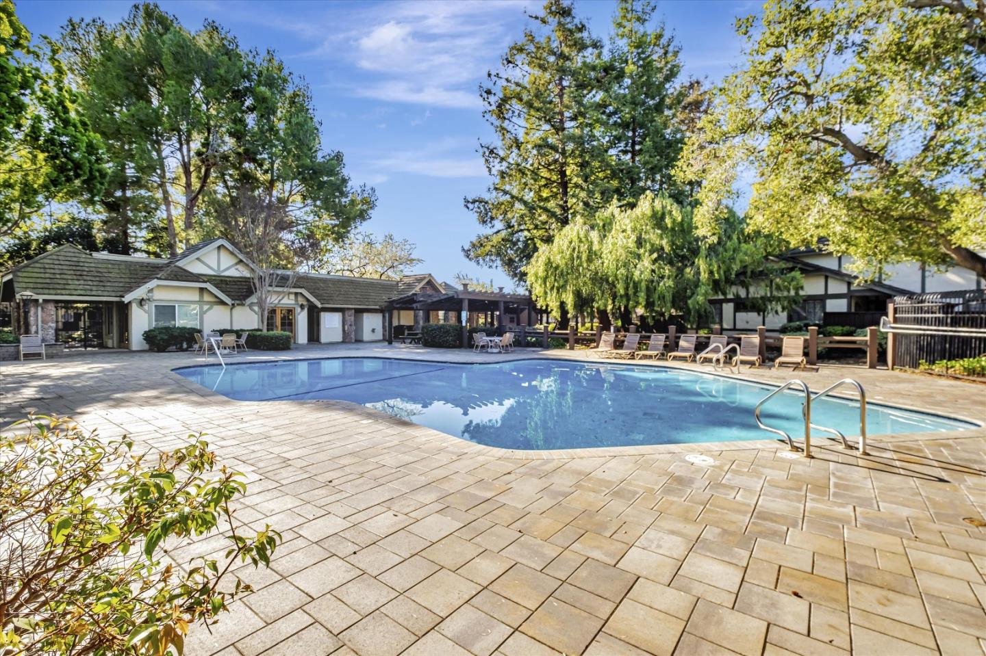 Detail Gallery Image 15 of 16 For 4160 Tanager Cmn, Fremont,  CA 94555 - 2 Beds | 2 Baths