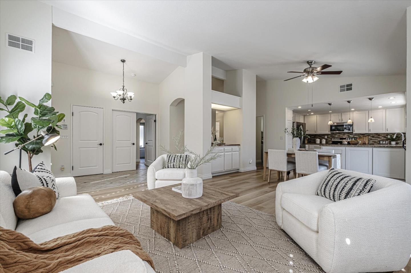 Detail Gallery Image 3 of 16 For 4160 Tanager Cmn, Fremont,  CA 94555 - 2 Beds | 2 Baths