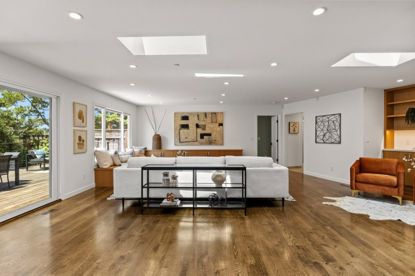 Detail Gallery Image 33 of 96 For 1251 Laurel Hill Dr, San Mateo,  CA 94402 - 4 Beds | 3 Baths