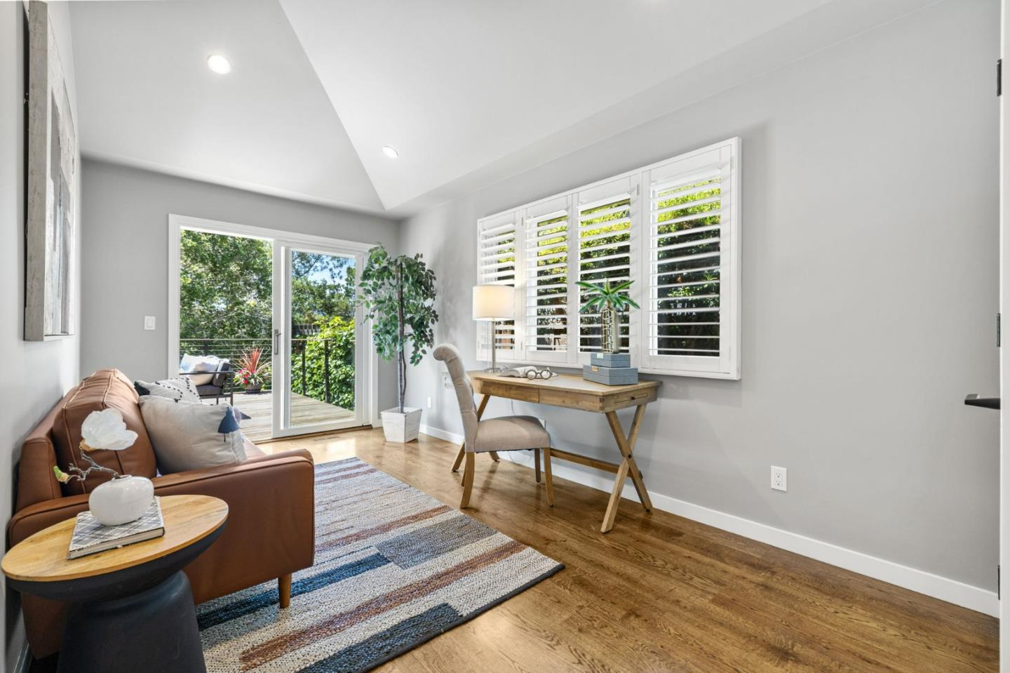 Detail Gallery Image 51 of 96 For 1251 Laurel Hill Dr, San Mateo,  CA 94402 - 4 Beds | 3 Baths