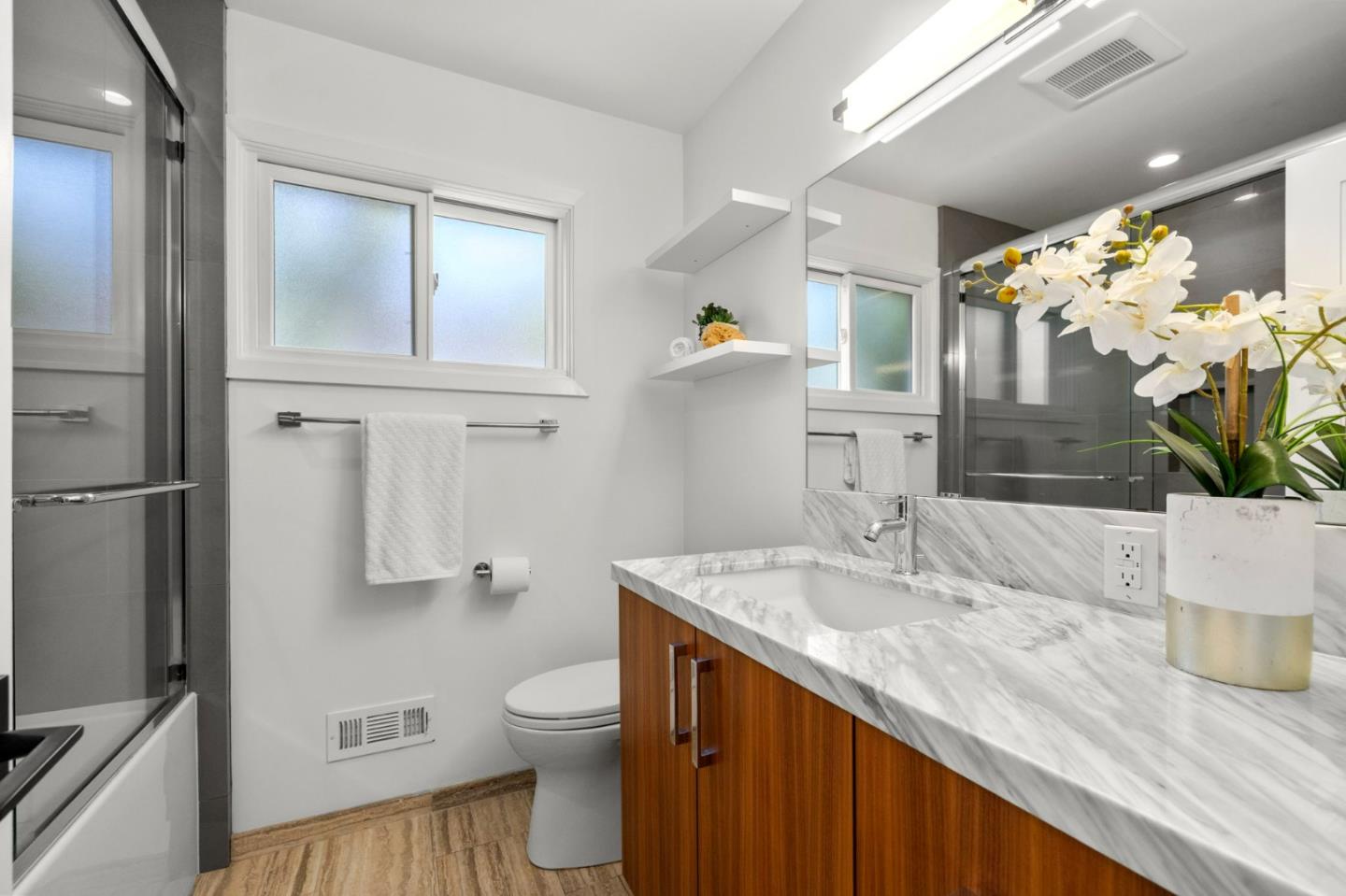 Detail Gallery Image 58 of 96 For 1251 Laurel Hill Dr, San Mateo,  CA 94402 - 4 Beds | 3 Baths
