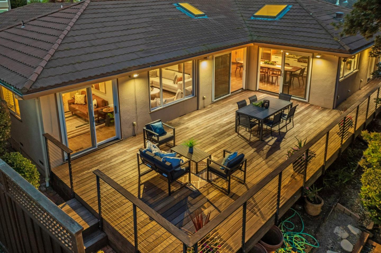 Detail Gallery Image 81 of 96 For 1251 Laurel Hill Dr, San Mateo,  CA 94402 - 4 Beds | 3 Baths