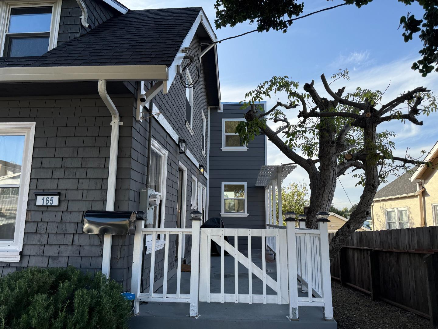 Detail Gallery Image 21 of 30 For 165 Santa Dominga Ave, San Bruno,  CA 94066 - 4 Beds | 2 Baths