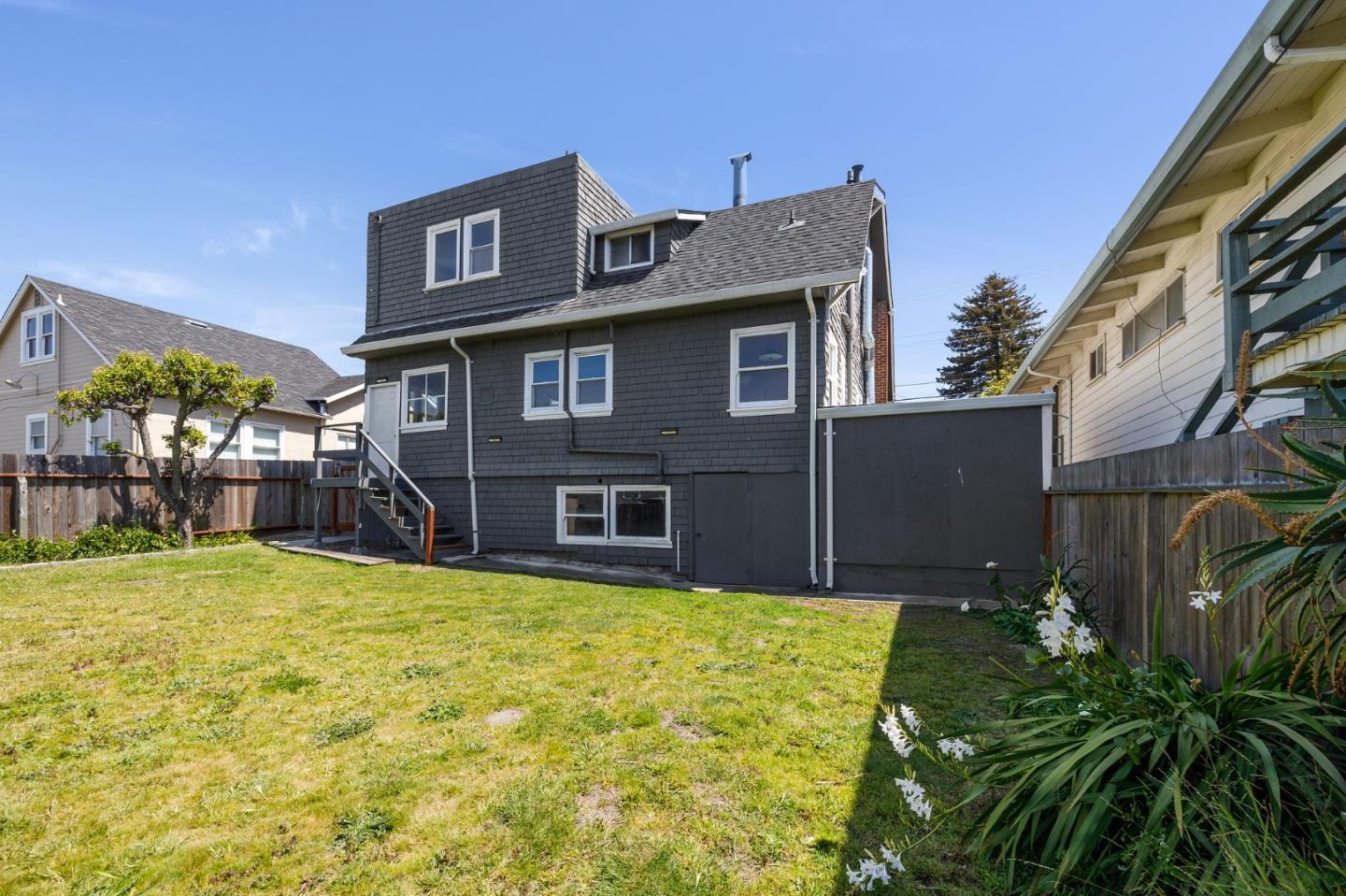 Detail Gallery Image 24 of 30 For 165 Santa Dominga Ave, San Bruno,  CA 94066 - 4 Beds | 2 Baths