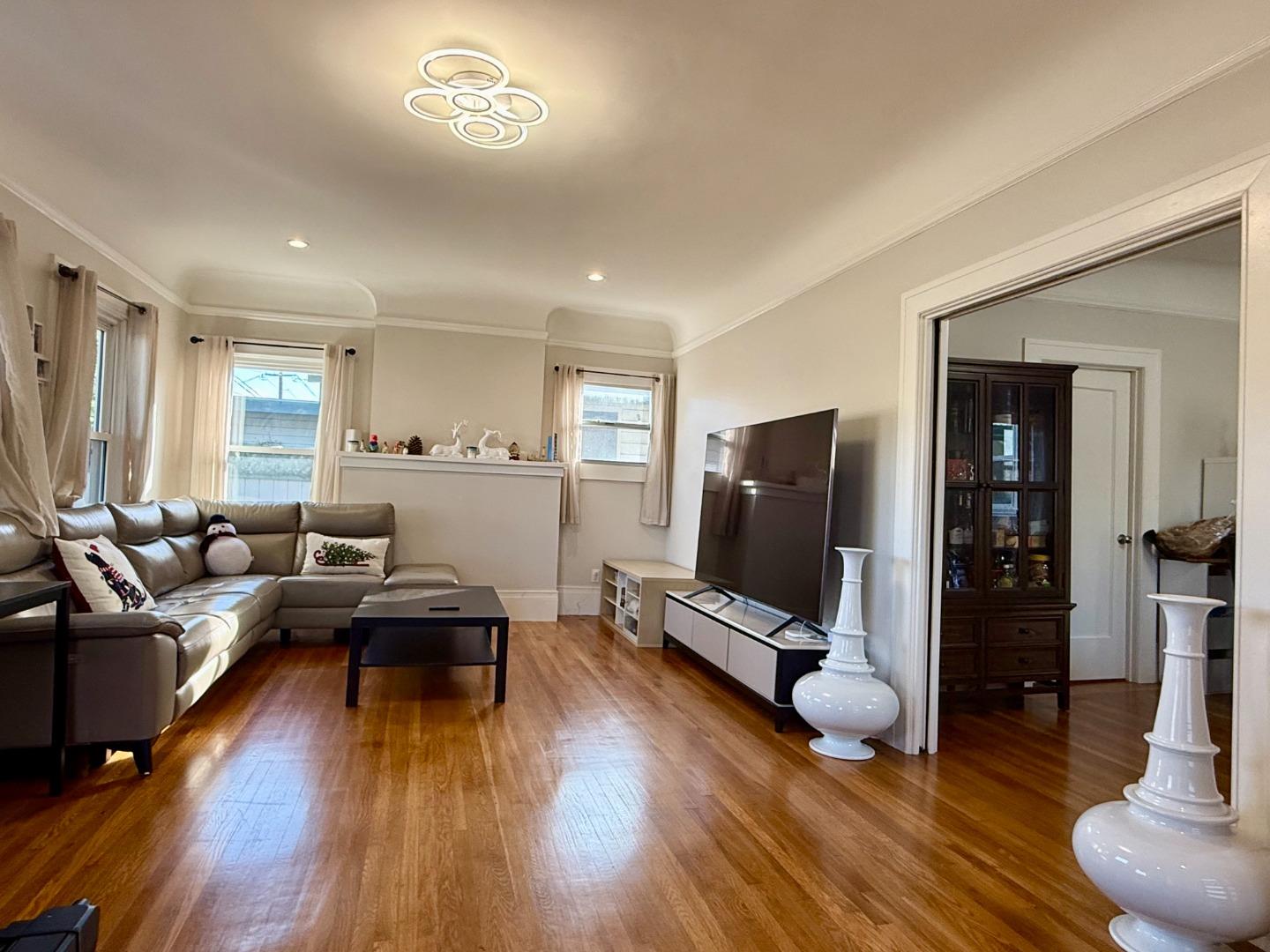 Detail Gallery Image 5 of 30 For 165 Santa Dominga Ave, San Bruno,  CA 94066 - 4 Beds | 2 Baths