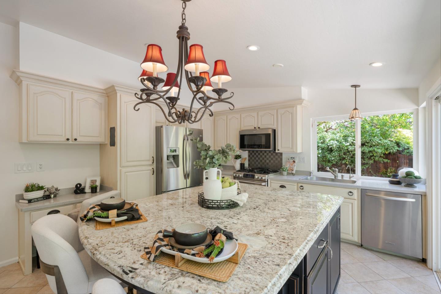 Detail Gallery Image 10 of 36 For 321 Beach Park Blvd, Foster City,  CA 94404 - 4 Beds | 3 Baths