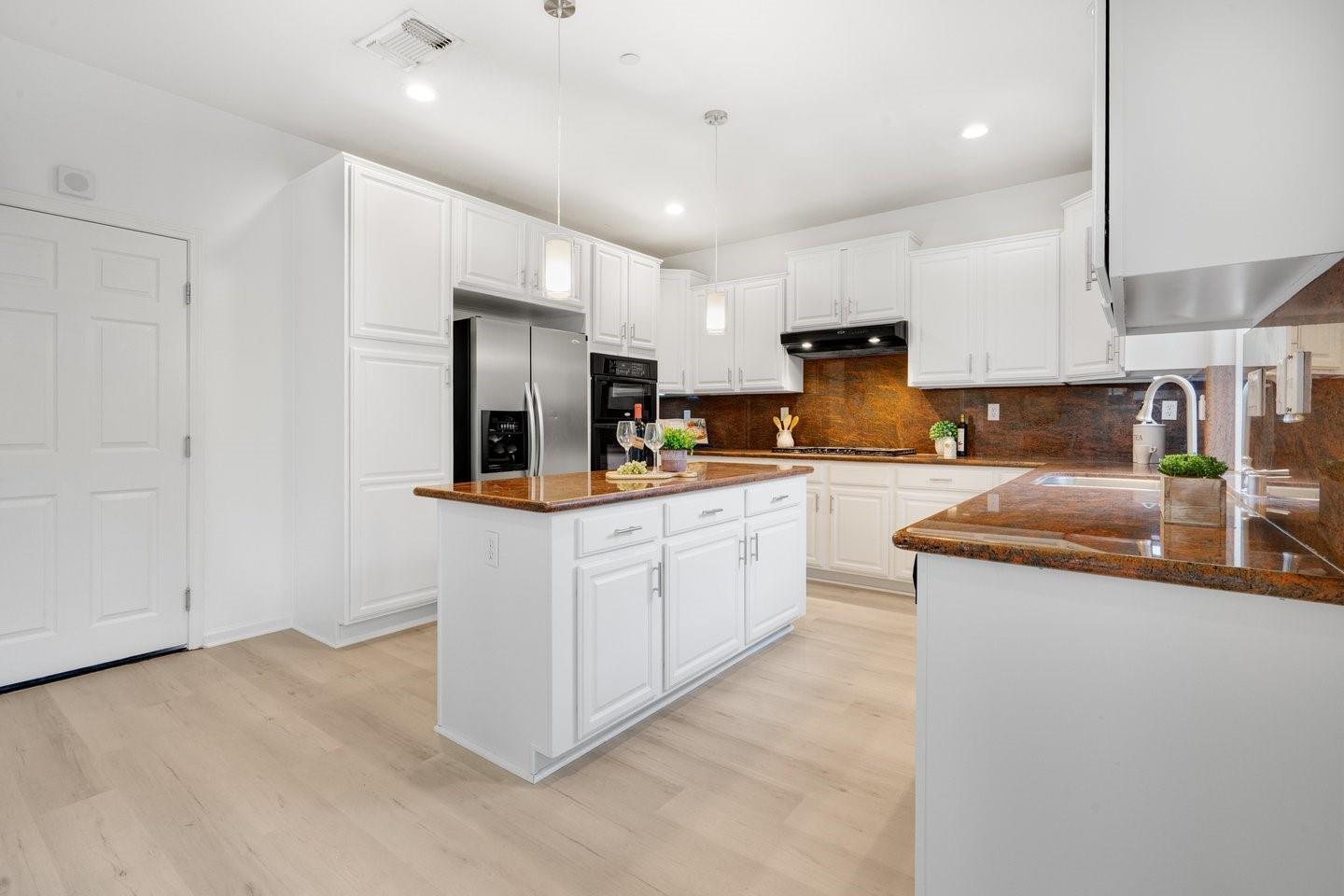 Detail Gallery Image 11 of 55 For 7120 Basking Ridge Ave, San Jose,  CA 95138 - 4 Beds | 2/1 Baths
