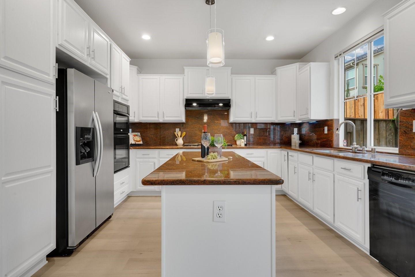 Detail Gallery Image 15 of 55 For 7120 Basking Ridge Ave, San Jose,  CA 95138 - 4 Beds | 2/1 Baths