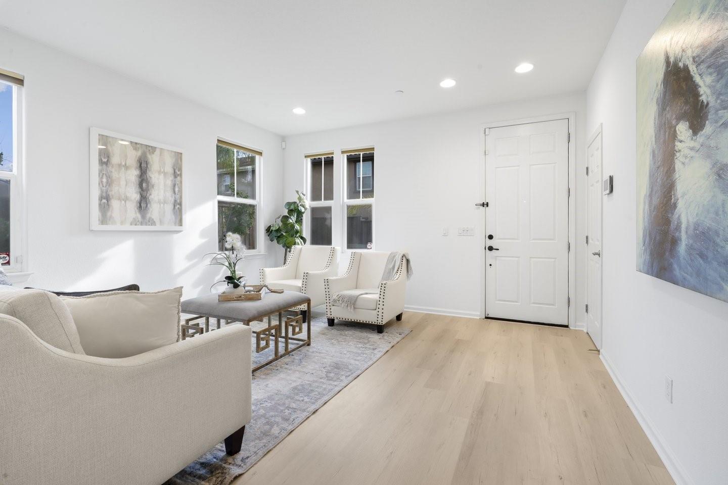Detail Gallery Image 9 of 55 For 7120 Basking Ridge Ave, San Jose,  CA 95138 - 4 Beds | 2/1 Baths