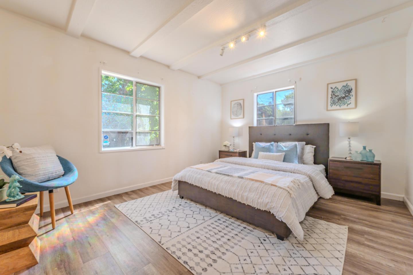 Detail Gallery Image 13 of 23 For 25561 University Ct, Hayward,  CA 94542 - 2 Beds | 1 Baths