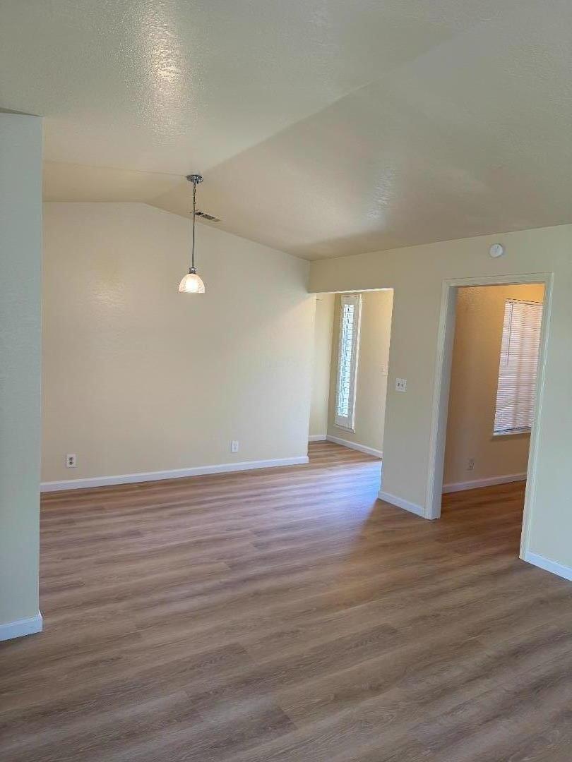 Detail Gallery Image 16 of 25 For 1545 Boyle Ct, Salinas,  CA 93906 - 3 Beds | 2 Baths