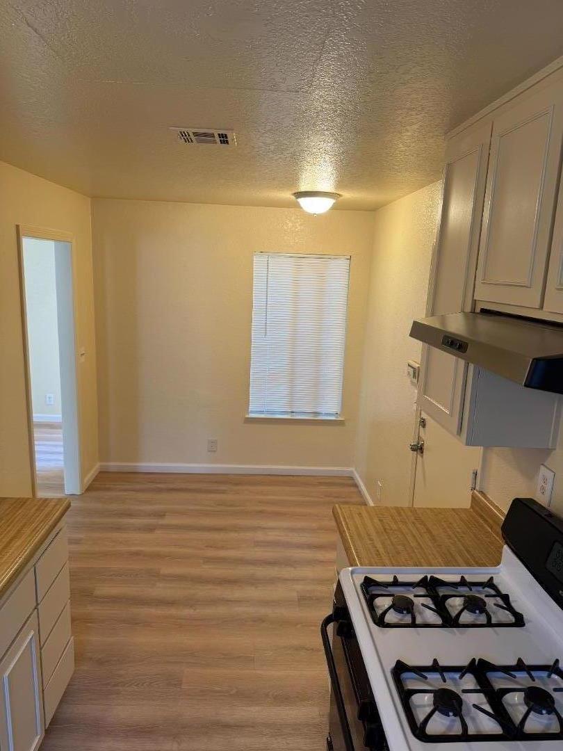 Detail Gallery Image 24 of 25 For 1545 Boyle Ct, Salinas,  CA 93906 - 3 Beds | 2 Baths