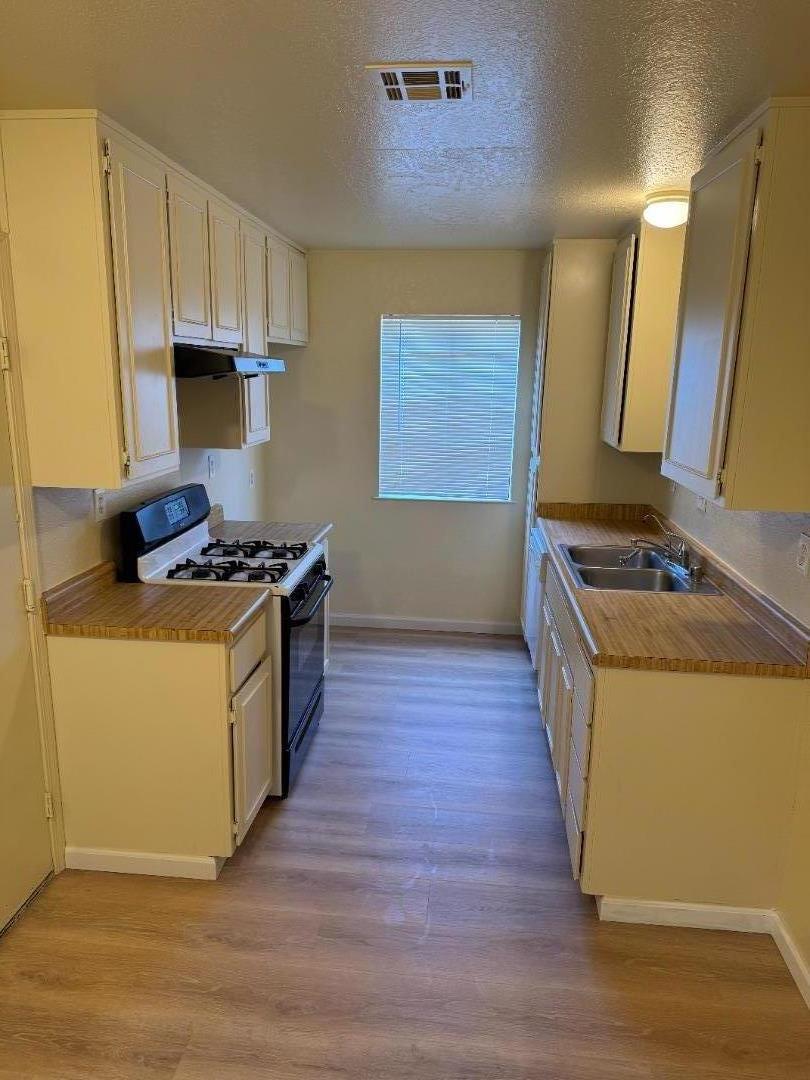 Detail Gallery Image 25 of 25 For 1545 Boyle Ct, Salinas,  CA 93906 - 3 Beds | 2 Baths