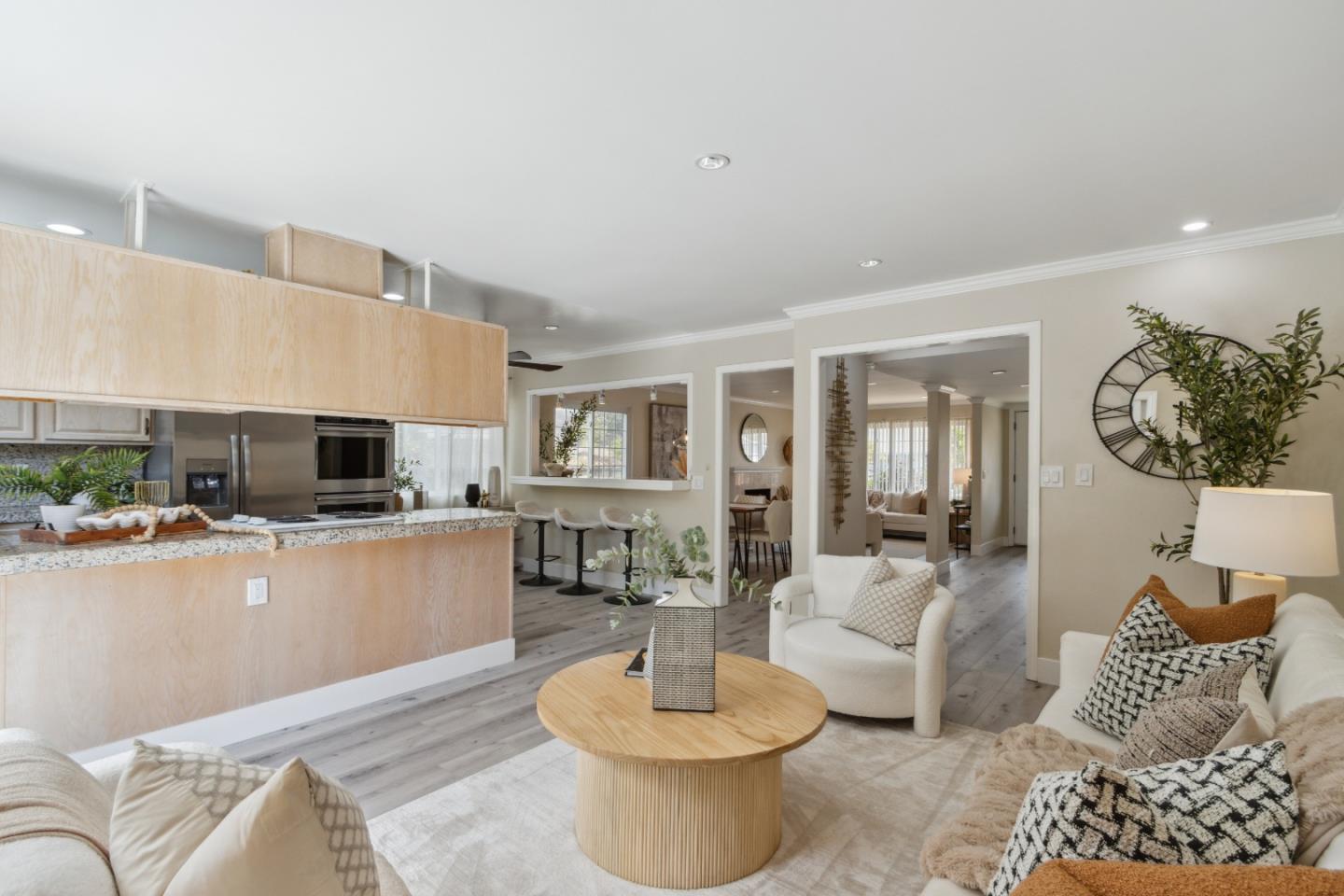 Detail Gallery Image 18 of 44 For 5501 Shadowcrest Way, San Jose,  CA 95123 - 4 Beds | 2 Baths
