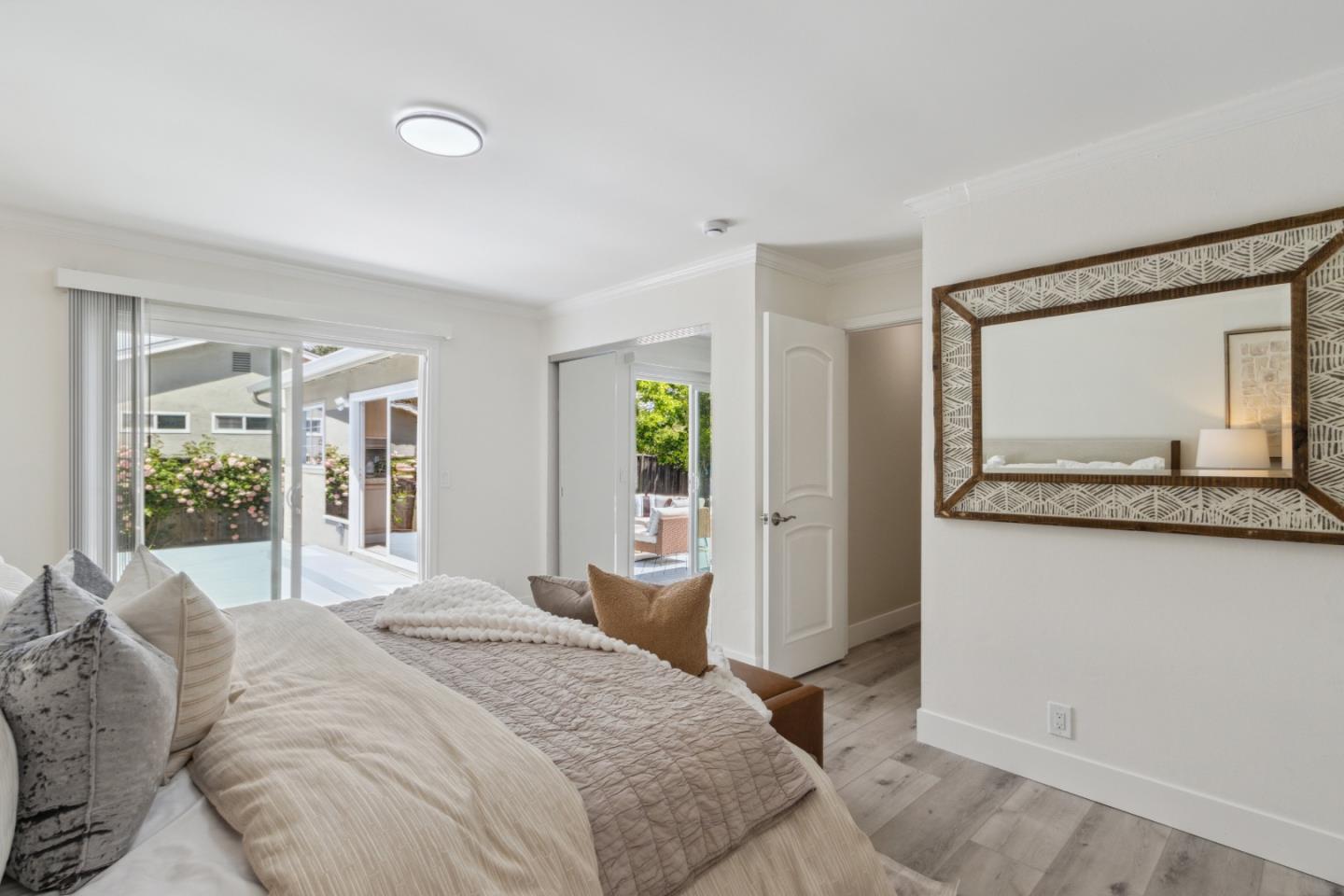 Detail Gallery Image 31 of 44 For 5501 Shadowcrest Way, San Jose,  CA 95123 - 4 Beds | 2 Baths