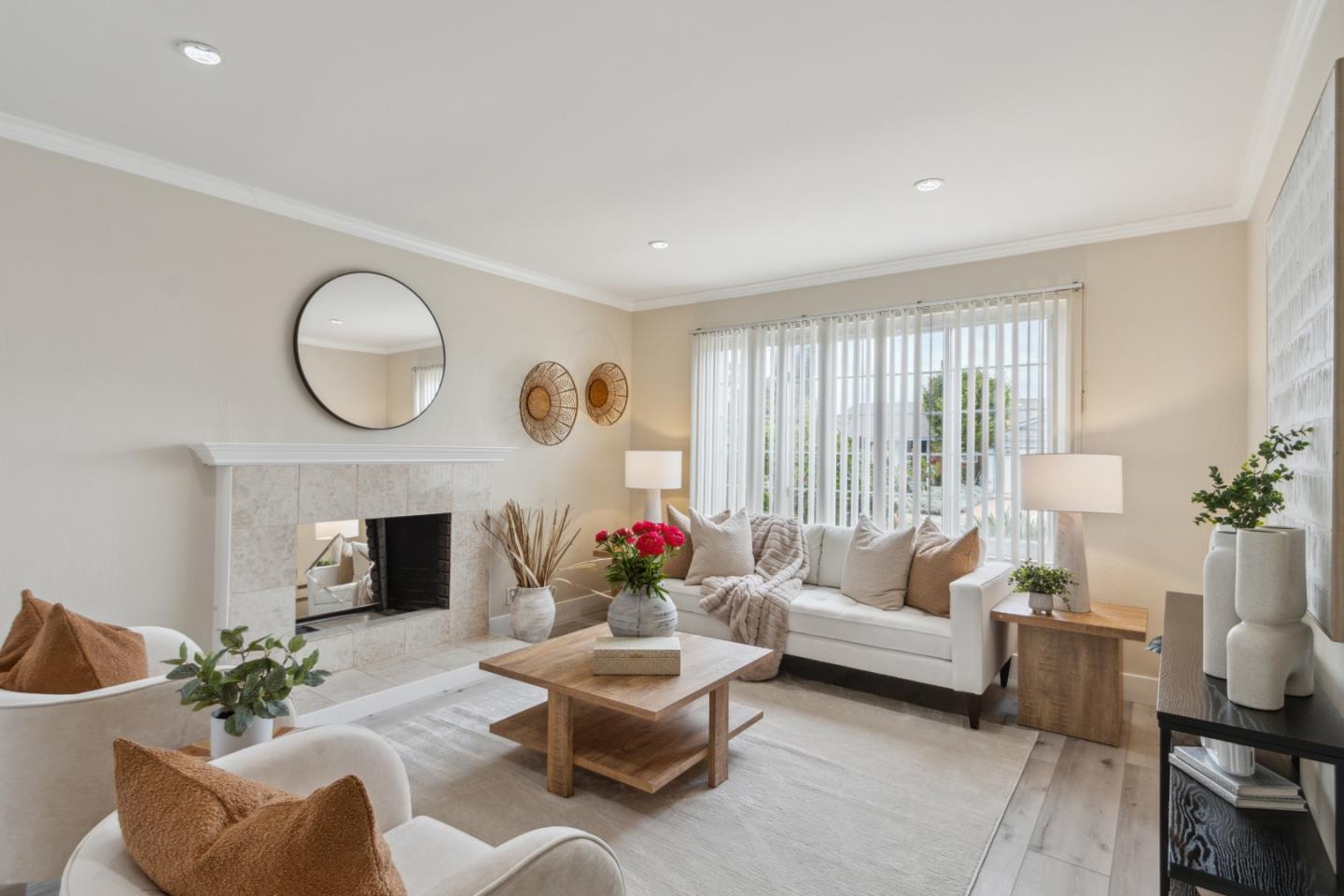 Detail Gallery Image 5 of 44 For 5501 Shadowcrest Way, San Jose,  CA 95123 - 4 Beds | 2 Baths