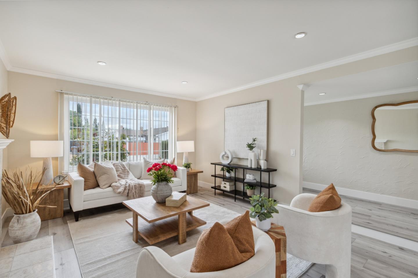 Detail Gallery Image 6 of 44 For 5501 Shadowcrest Way, San Jose,  CA 95123 - 4 Beds | 2 Baths