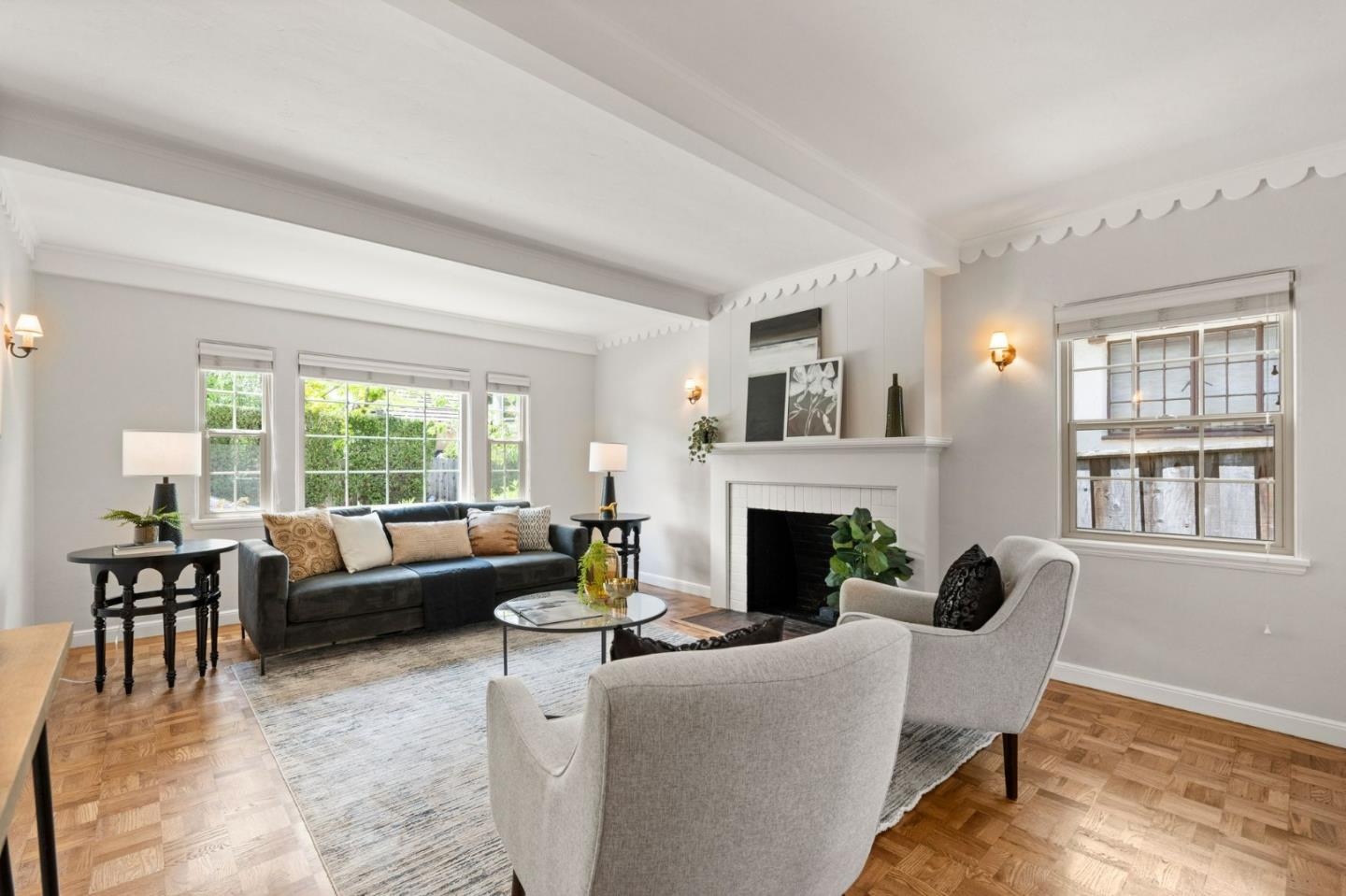 Detail Gallery Image 3 of 33 For 796 Willborough, Burlingame,  CA 94010 - 2 Beds | 1/1 Baths