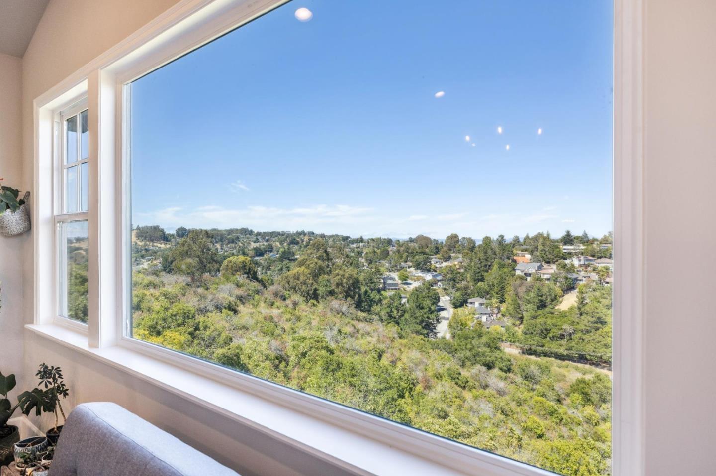 Detail Gallery Image 19 of 76 For 2185 Cobblehill Pl, San Mateo,  CA 94402 - 4 Beds | 3/1 Baths