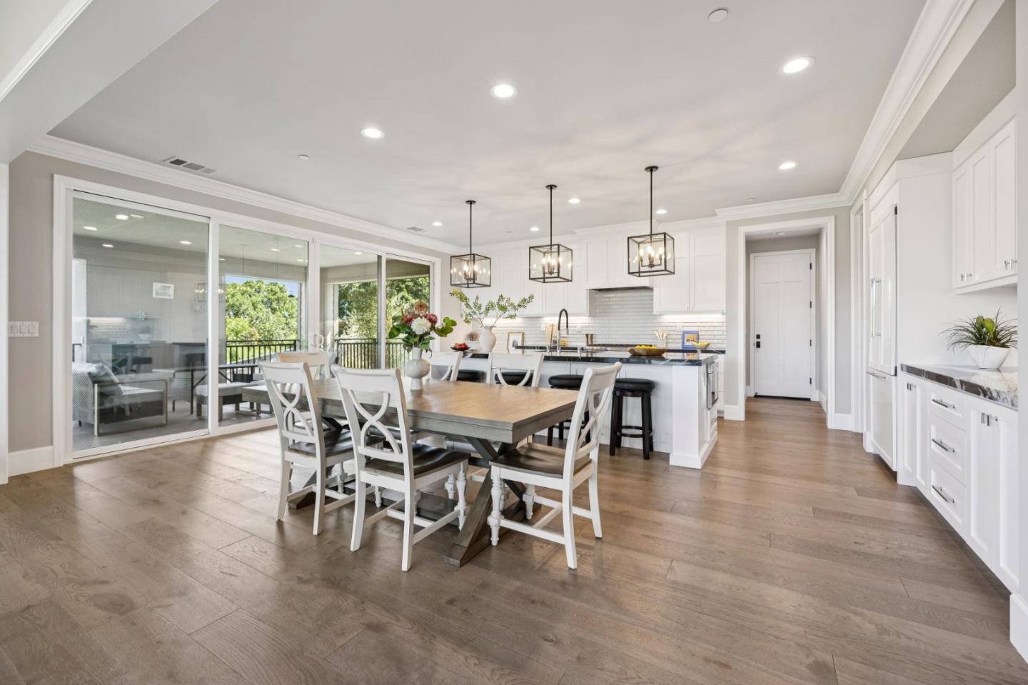 Detail Gallery Image 23 of 76 For 2185 Cobblehill Pl, San Mateo,  CA 94402 - 4 Beds | 3/1 Baths