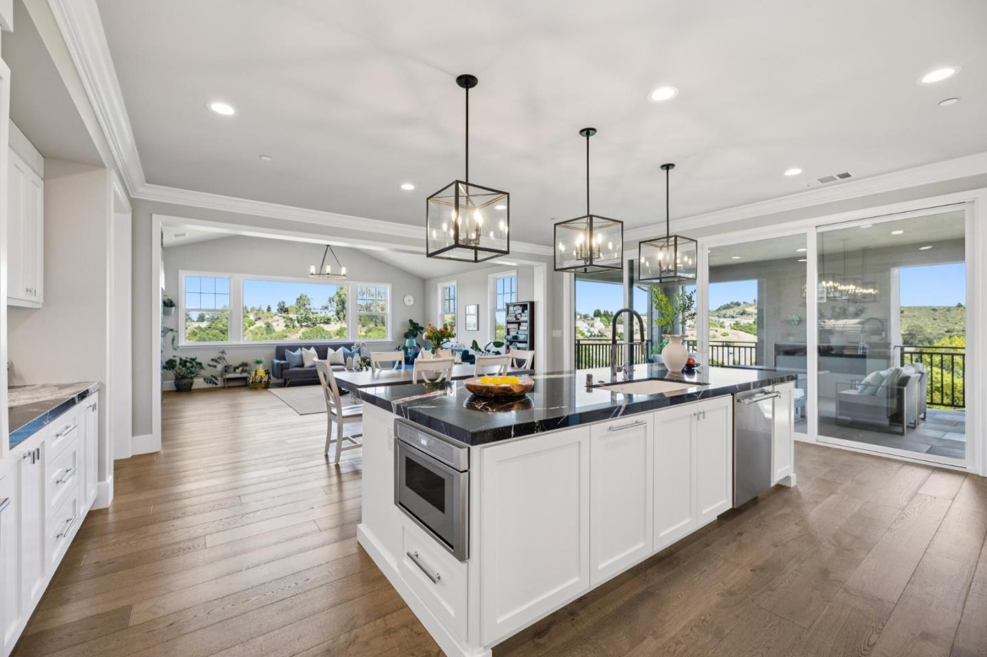 Detail Gallery Image 28 of 76 For 2185 Cobblehill Pl, San Mateo,  CA 94402 - 4 Beds | 3/1 Baths