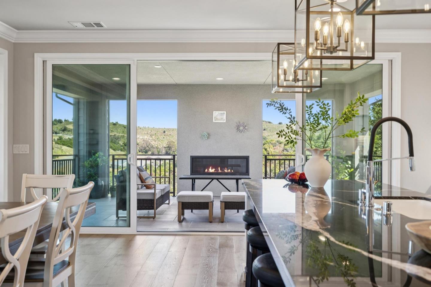 Detail Gallery Image 30 of 76 For 2185 Cobblehill Pl, San Mateo,  CA 94402 - 4 Beds | 3/1 Baths
