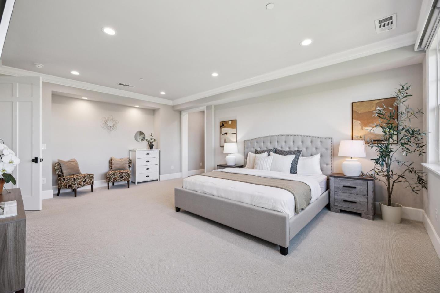 Detail Gallery Image 35 of 76 For 2185 Cobblehill Pl, San Mateo,  CA 94402 - 4 Beds | 3/1 Baths