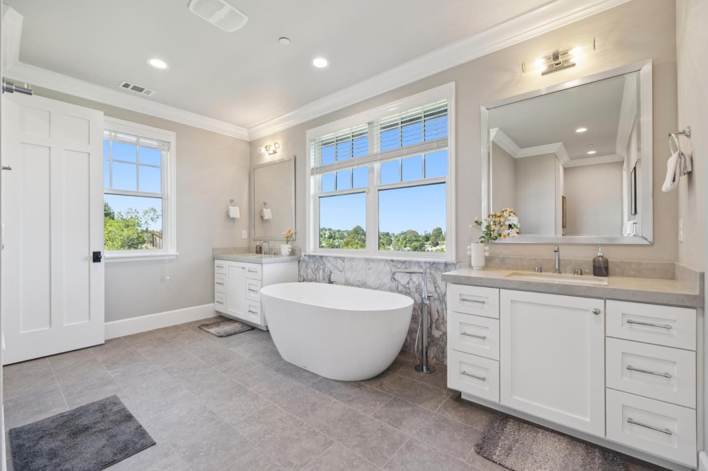 Detail Gallery Image 39 of 76 For 2185 Cobblehill Pl, San Mateo,  CA 94402 - 4 Beds | 3/1 Baths