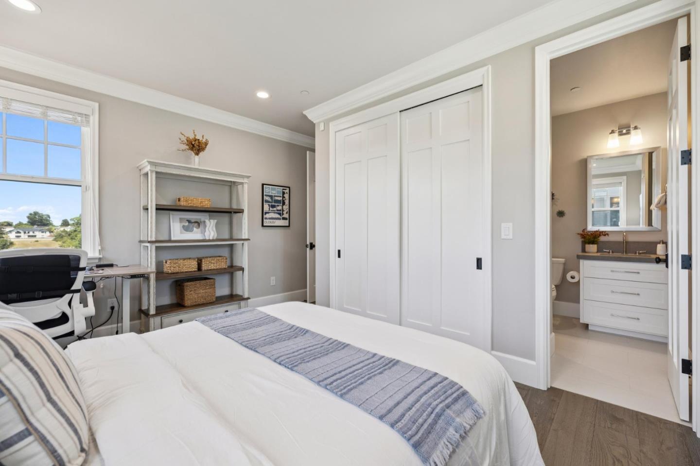 Detail Gallery Image 43 of 76 For 2185 Cobblehill Pl, San Mateo,  CA 94402 - 4 Beds | 3/1 Baths