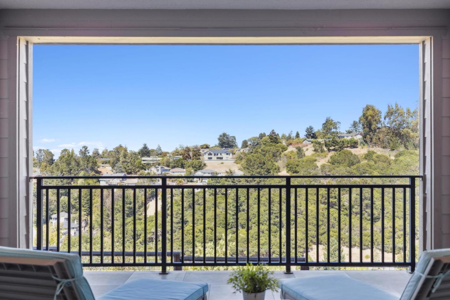 Detail Gallery Image 56 of 76 For 2185 Cobblehill Pl, San Mateo,  CA 94402 - 4 Beds | 3/1 Baths
