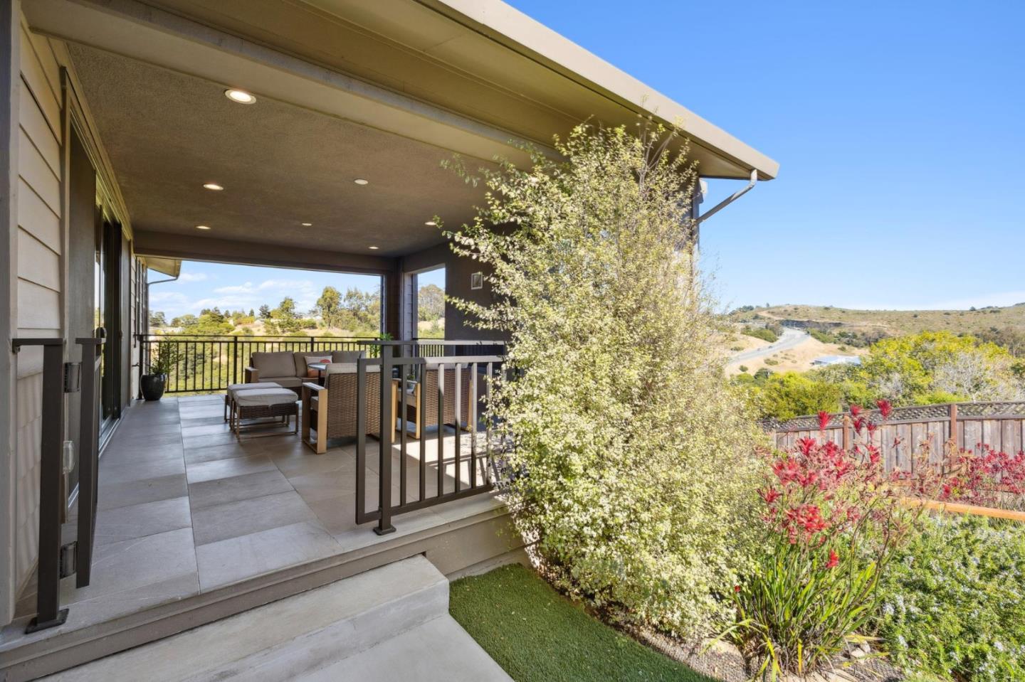 Detail Gallery Image 62 of 76 For 2185 Cobblehill Pl, San Mateo,  CA 94402 - 4 Beds | 3/1 Baths