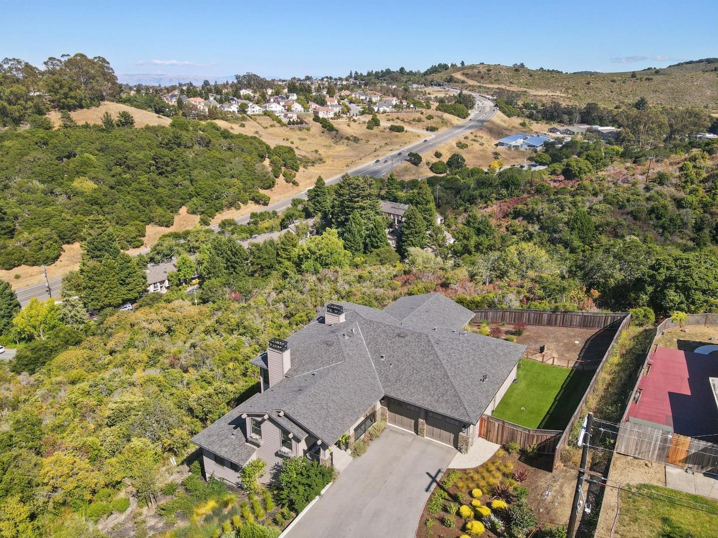 Detail Gallery Image 70 of 76 For 2185 Cobblehill Pl, San Mateo,  CA 94402 - 4 Beds | 3/1 Baths