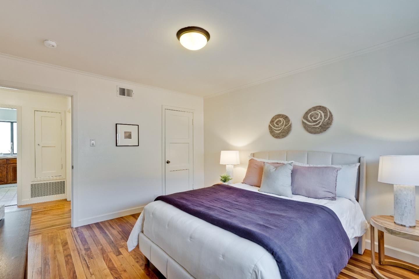 Detail Gallery Image 13 of 27 For 243 Rockwood Dr, South San Francisco,  CA 94080 - 3 Beds | 1 Baths