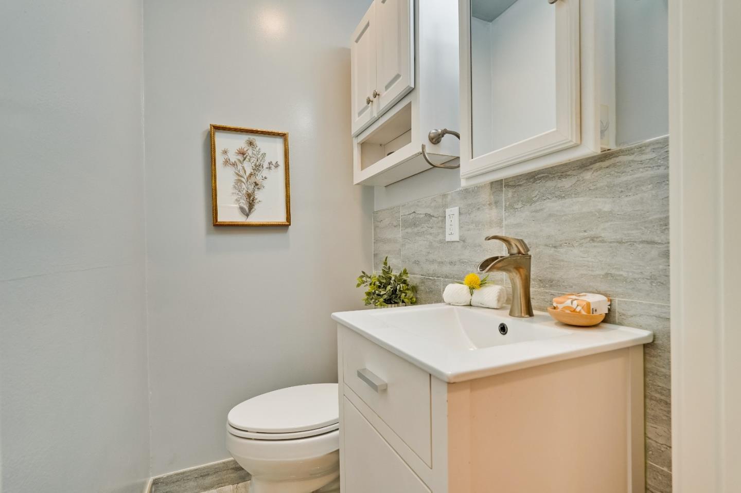 Detail Gallery Image 21 of 27 For 243 Rockwood Dr, South San Francisco,  CA 94080 - 3 Beds | 1 Baths