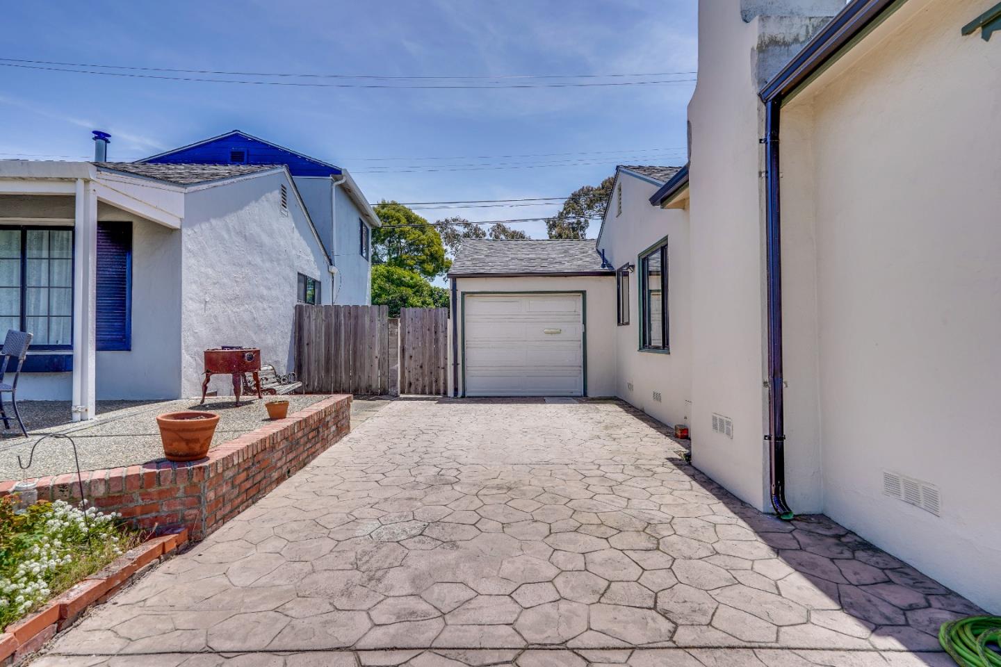 Detail Gallery Image 27 of 27 For 243 Rockwood Dr, South San Francisco,  CA 94080 - 3 Beds | 1 Baths