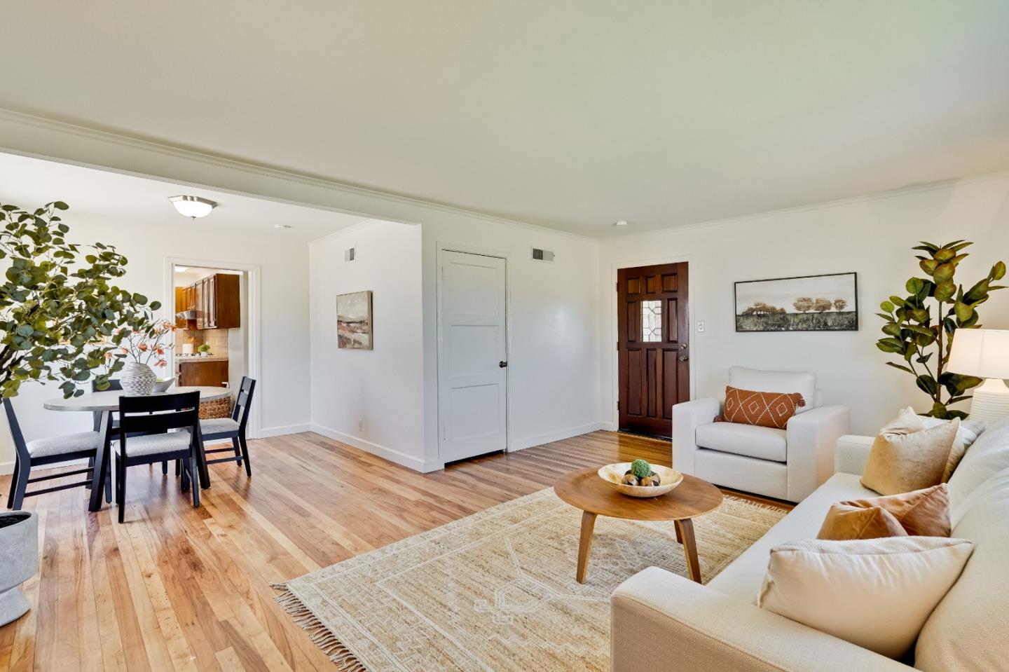 Detail Gallery Image 3 of 27 For 243 Rockwood Dr, South San Francisco,  CA 94080 - 3 Beds | 1 Baths