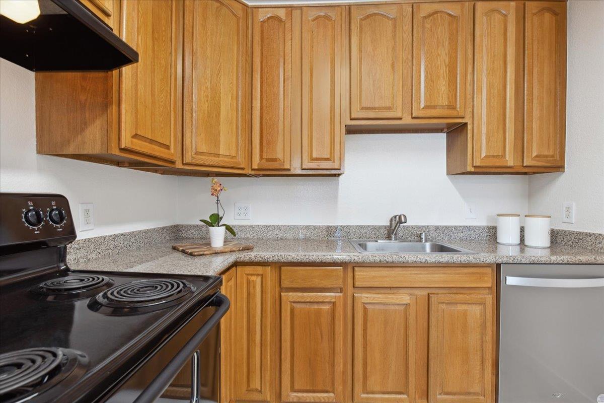 Detail Gallery Image 10 of 29 For 2005 San Jose Dr #245,  Antioch,  CA 94509 - 2 Beds | 1 Baths