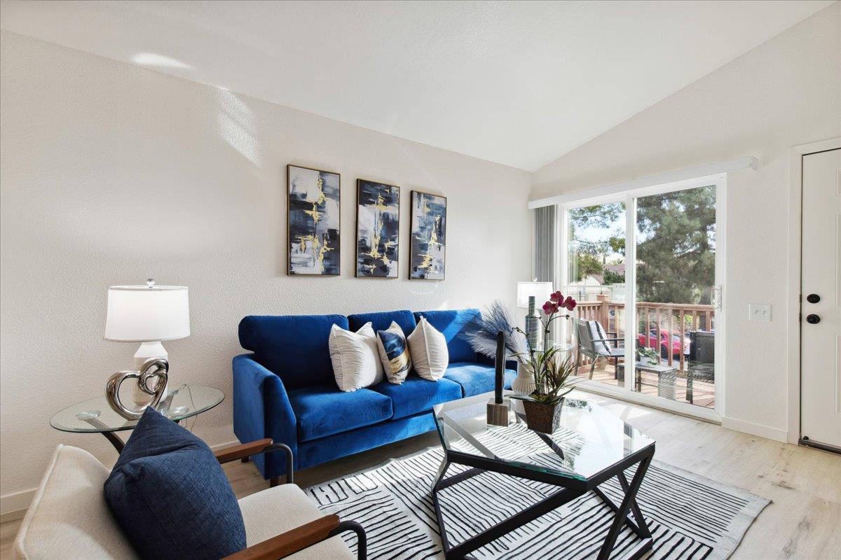 Detail Gallery Image 2 of 29 For 2005 San Jose Dr #245,  Antioch,  CA 94509 - 2 Beds | 1 Baths
