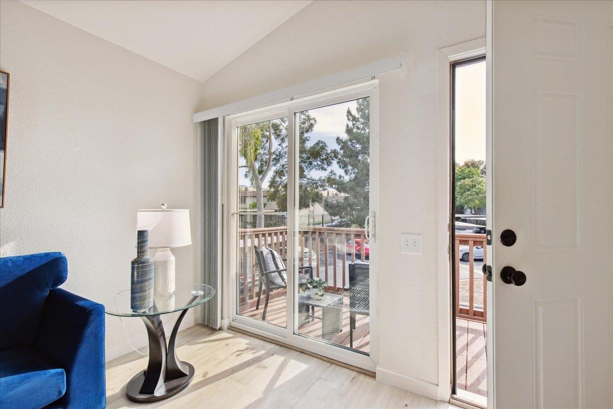 Detail Gallery Image 3 of 29 For 2005 San Jose Dr #245,  Antioch,  CA 94509 - 2 Beds | 1 Baths