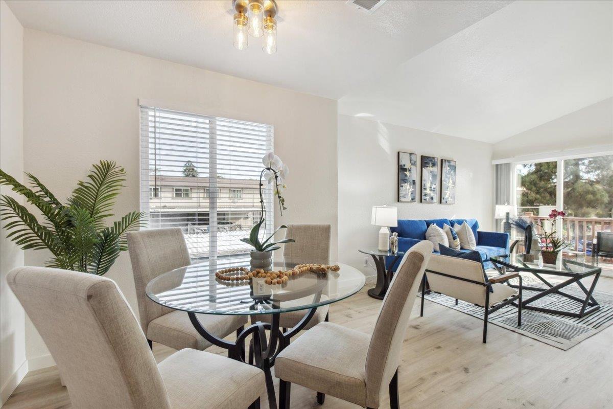 Detail Gallery Image 6 of 29 For 2005 San Jose Dr #245,  Antioch,  CA 94509 - 2 Beds | 1 Baths