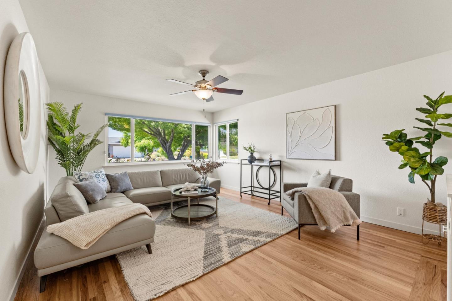 Detail Gallery Image 11 of 48 For 928 Longwood Ln, San Jose,  CA 95129 - 3 Beds | 2 Baths