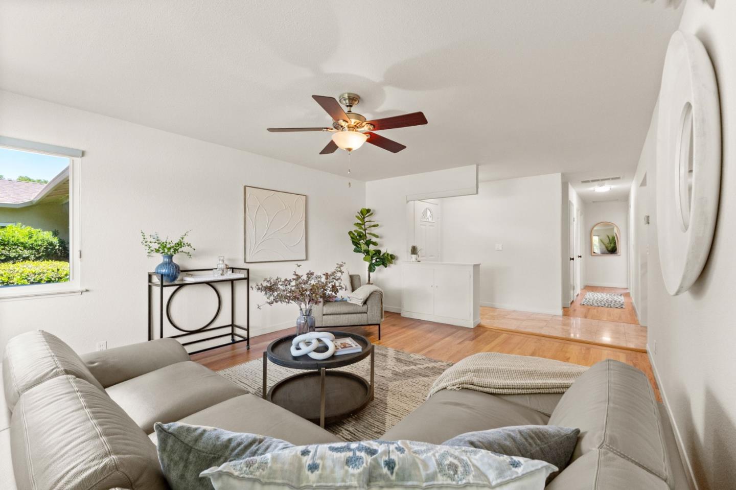 Detail Gallery Image 13 of 48 For 928 Longwood Ln, San Jose,  CA 95129 - 3 Beds | 2 Baths
