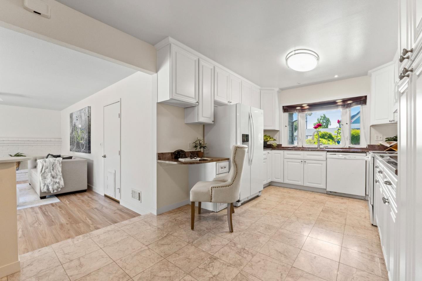 Detail Gallery Image 14 of 48 For 928 Longwood Ln, San Jose,  CA 95129 - 3 Beds | 2 Baths
