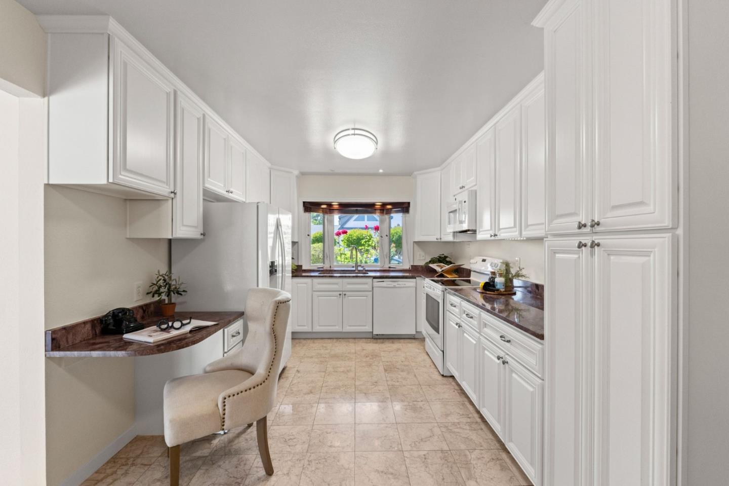 Detail Gallery Image 17 of 48 For 928 Longwood Ln, San Jose,  CA 95129 - 3 Beds | 2 Baths