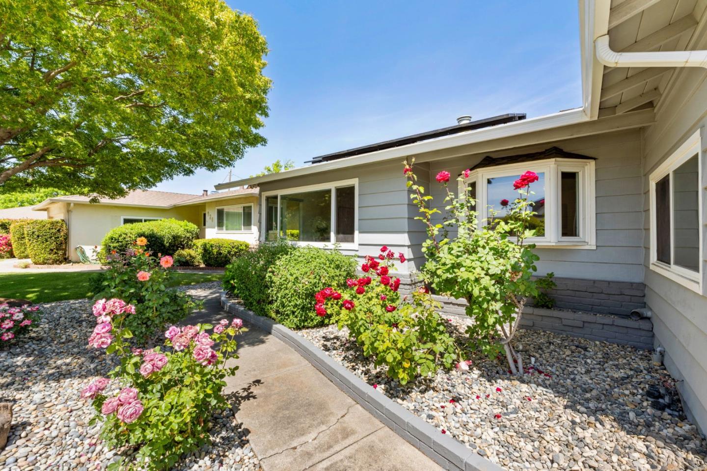 Detail Gallery Image 3 of 48 For 928 Longwood Ln, San Jose,  CA 95129 - 3 Beds | 2 Baths